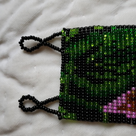 Beautifully designed beaded bracelet - Picture 3 of 4